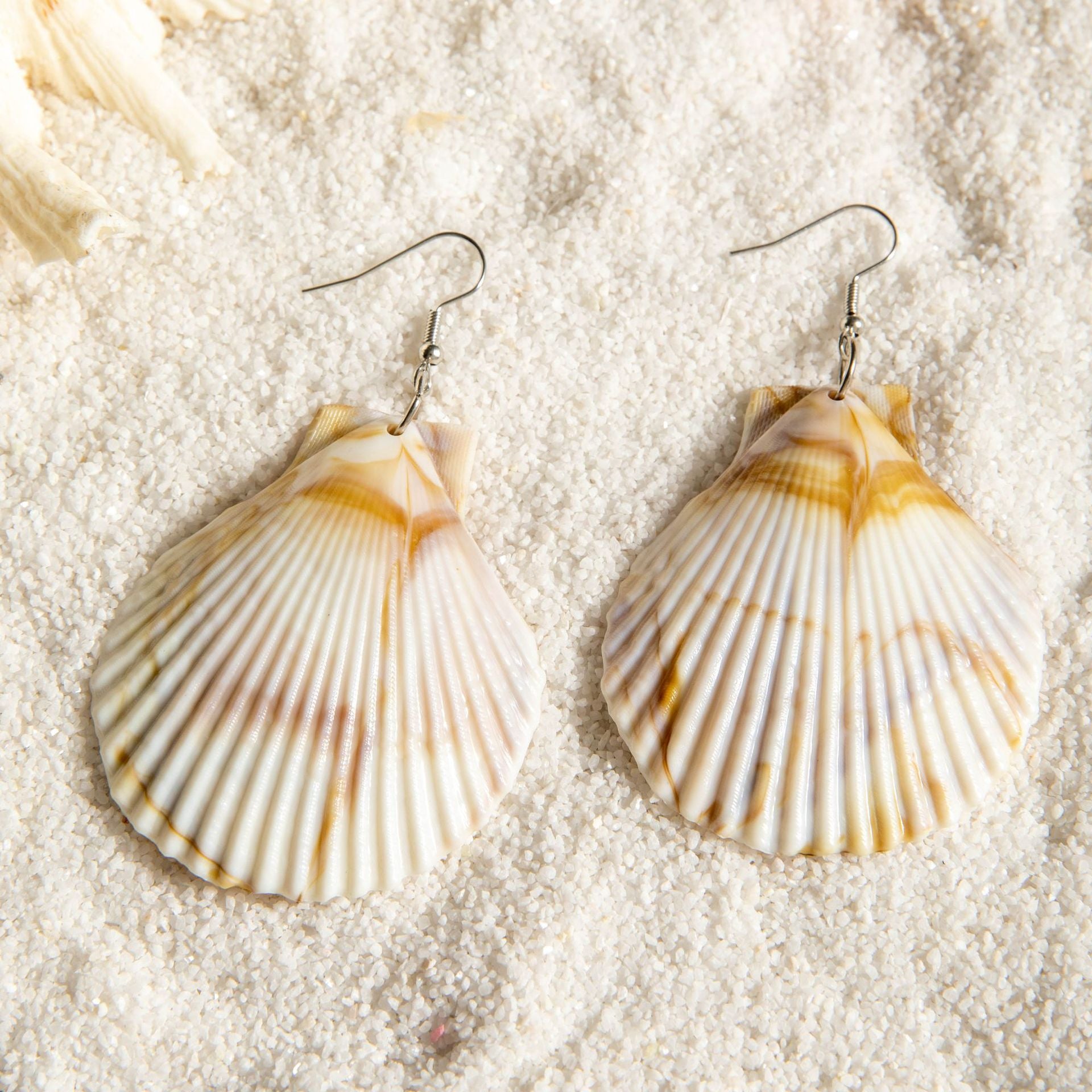 Wholesale 10pcs  Vintage Beach Style Conch Shell Acrylic Earrings